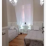 アパート Casa De Rose ローマ